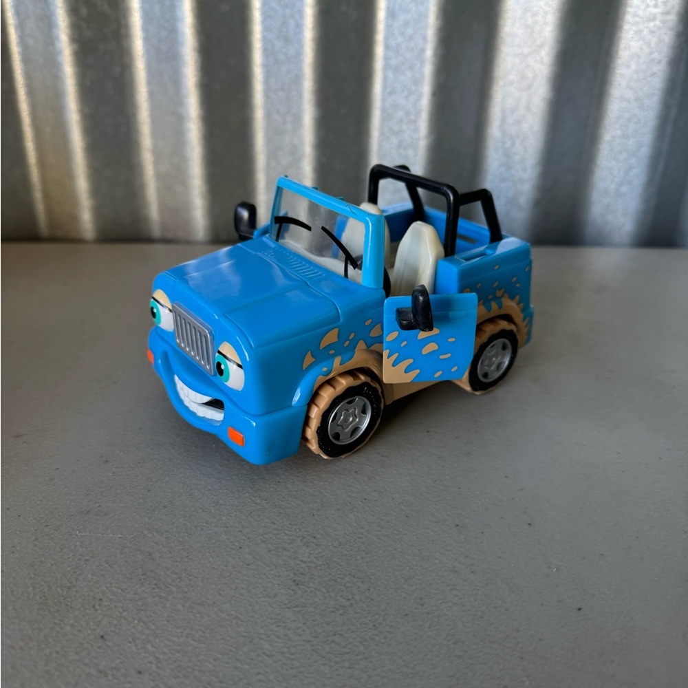 Chevron Cars - Picture 2 of 12